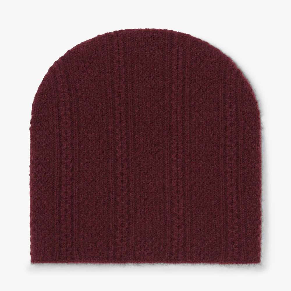 Packshot image of the Circle Cable Beanie in Chianti