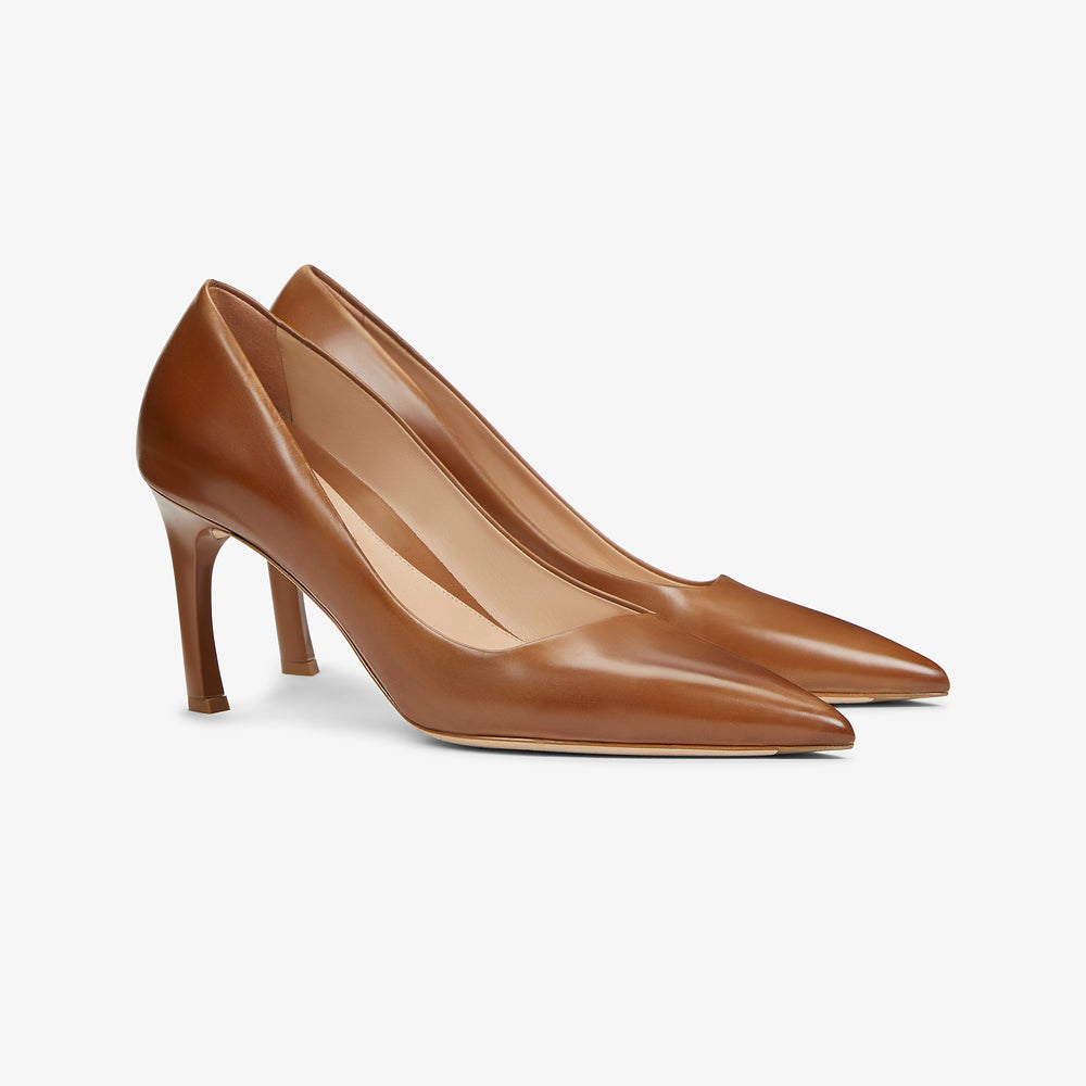 Packshot image of the Ginger Pump in Cognac