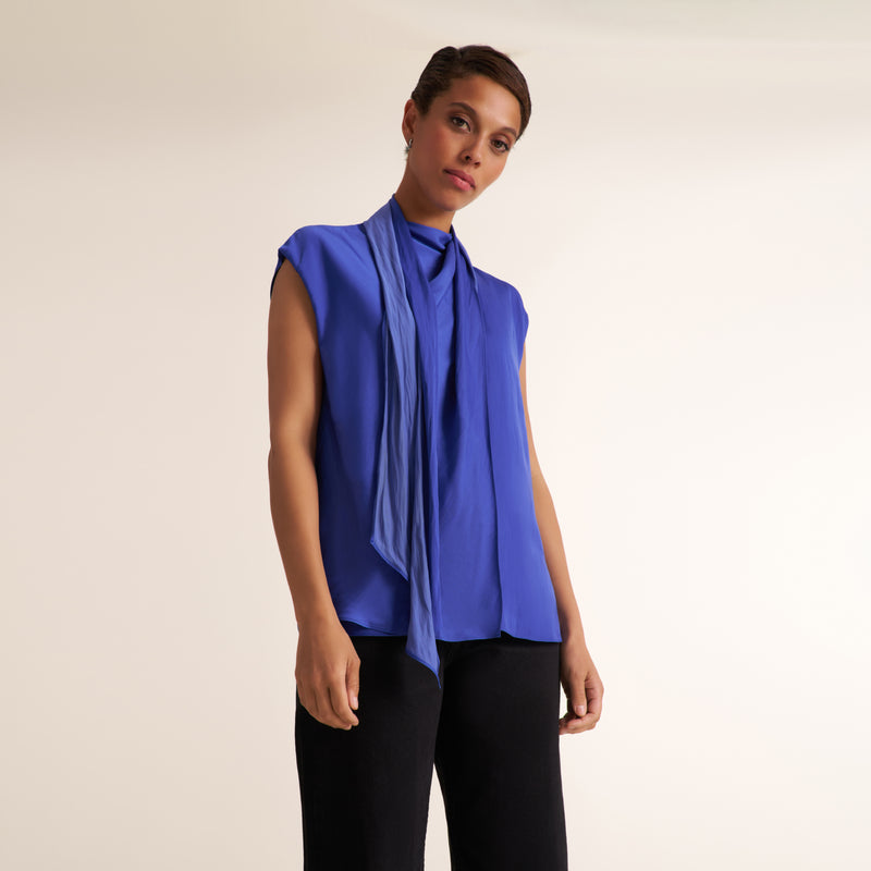 Ismelka Scarf Top