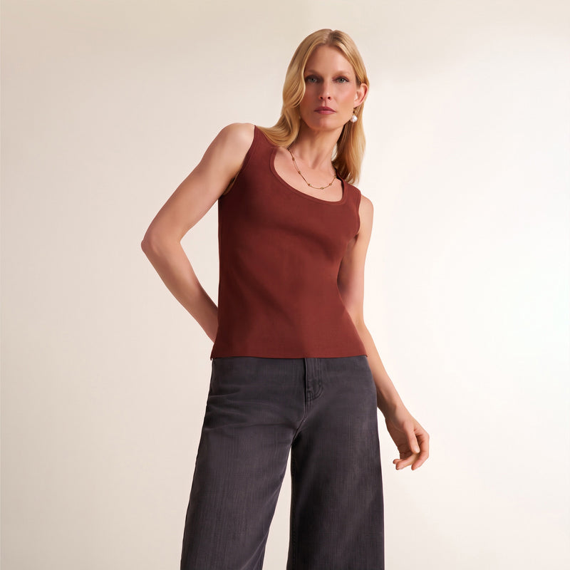 Sabine Sculptural  Tank