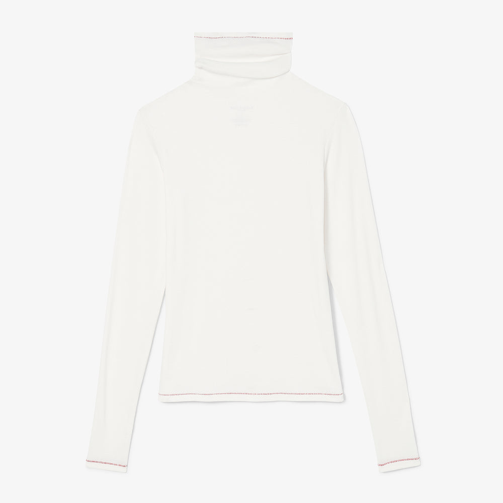 packshot image of the axam top in white