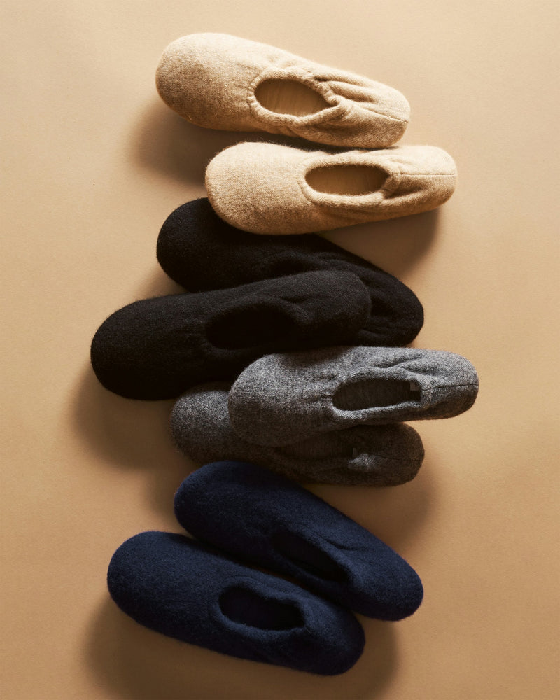 Petite Plume Cashmere Slippers in Camel