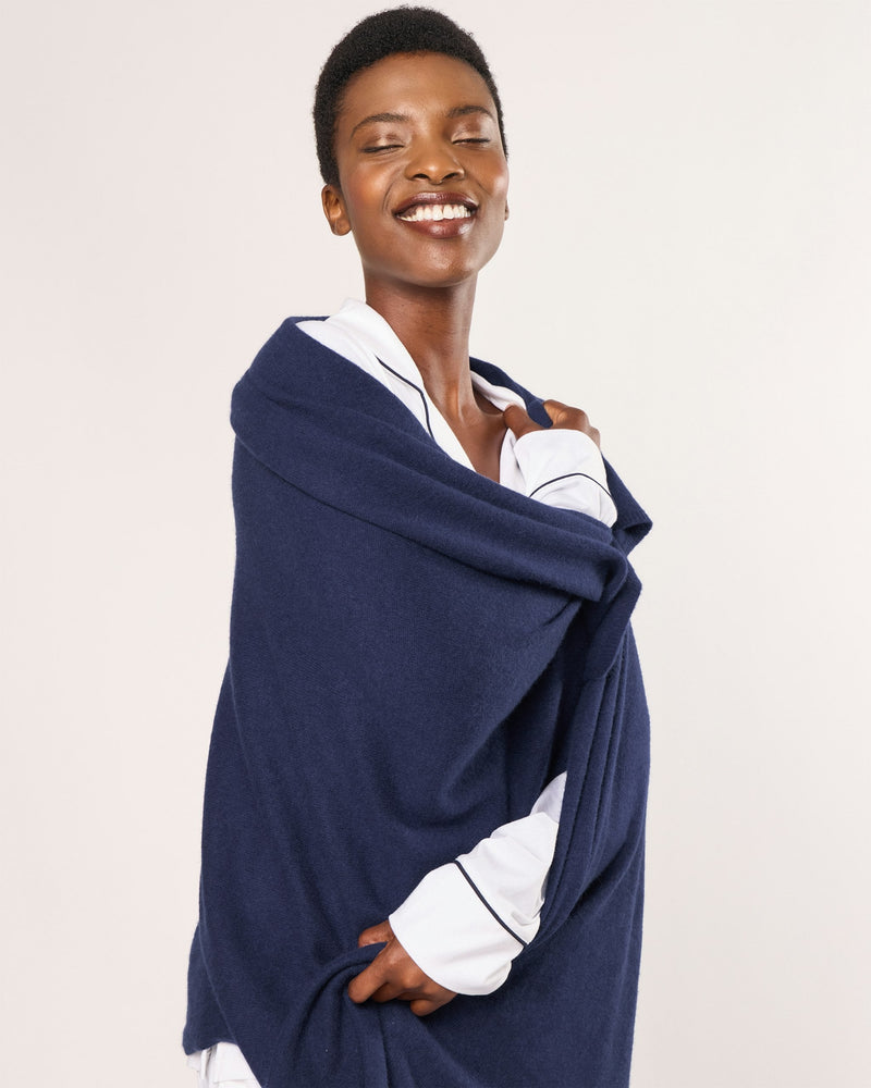 Petite Plume Cashmere Wrap in Navy