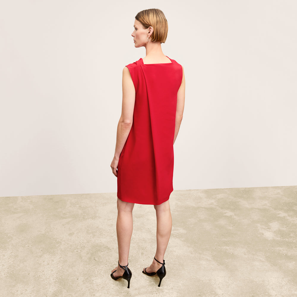back image of a woman wearing the joslyn dress in maraschino