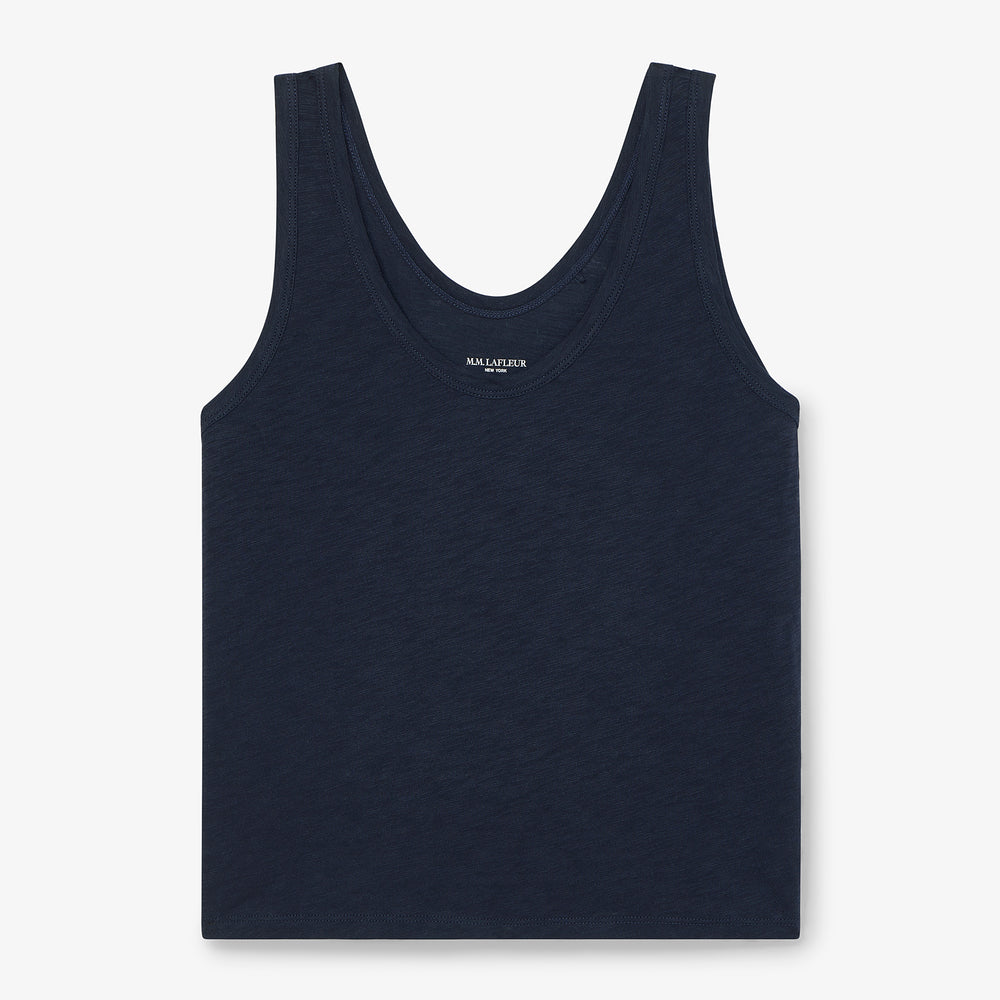 packshot image of the wyatt tank in dark navy