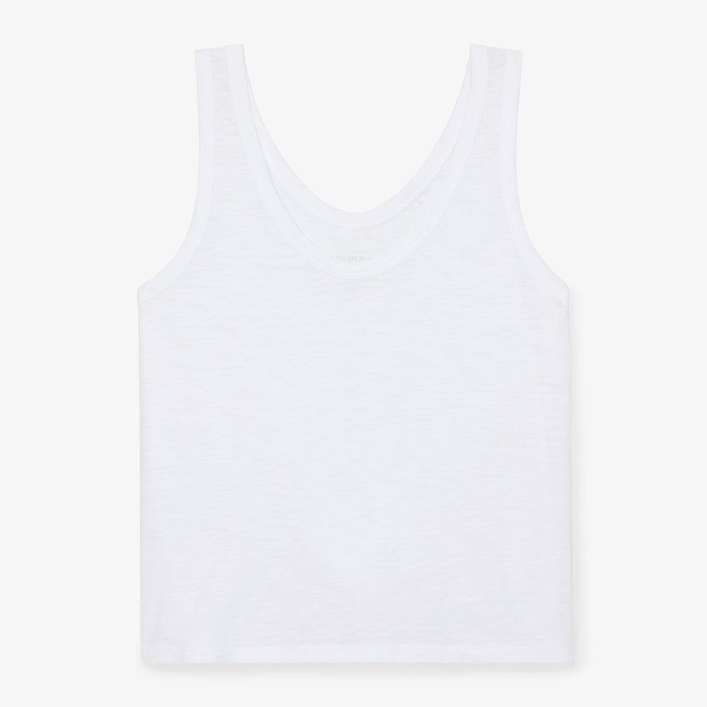 packshot image of the wyatt tank in white