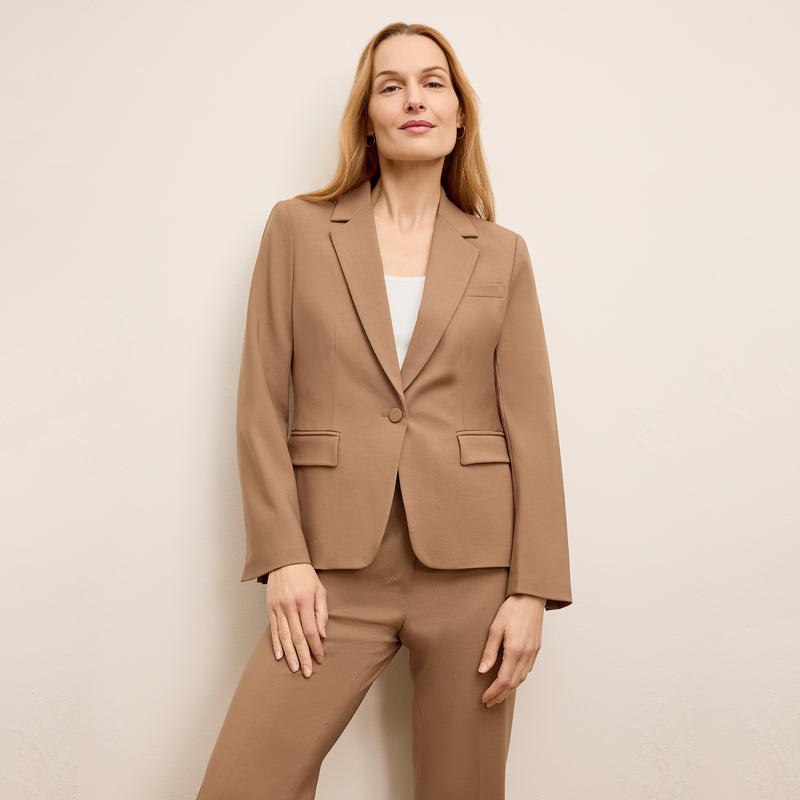 Yasmine Timeless Blazer